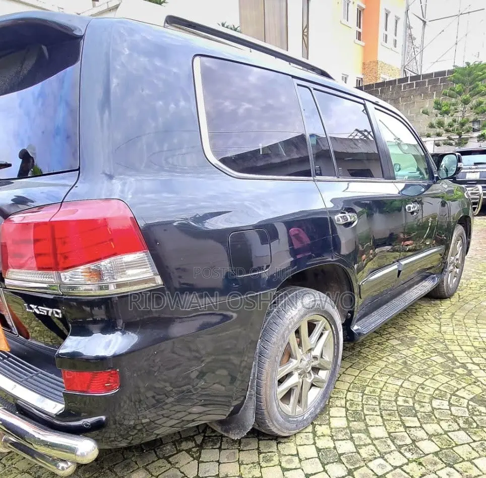 Lexus LX 570 AWD 2013 Black