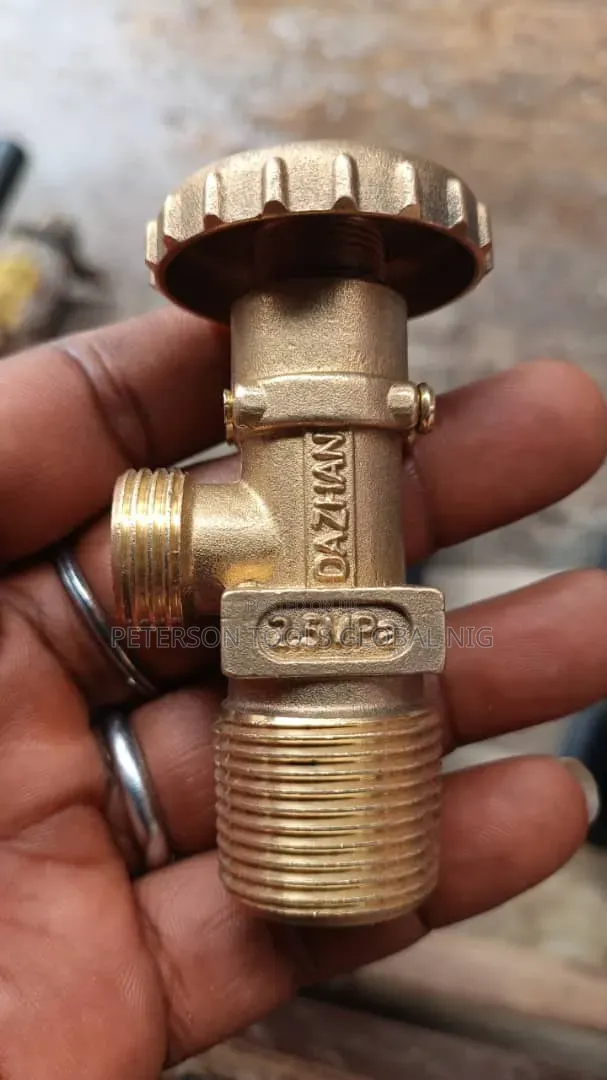 Brass LPG Gas Cylinder Valve 2.5 MPa
