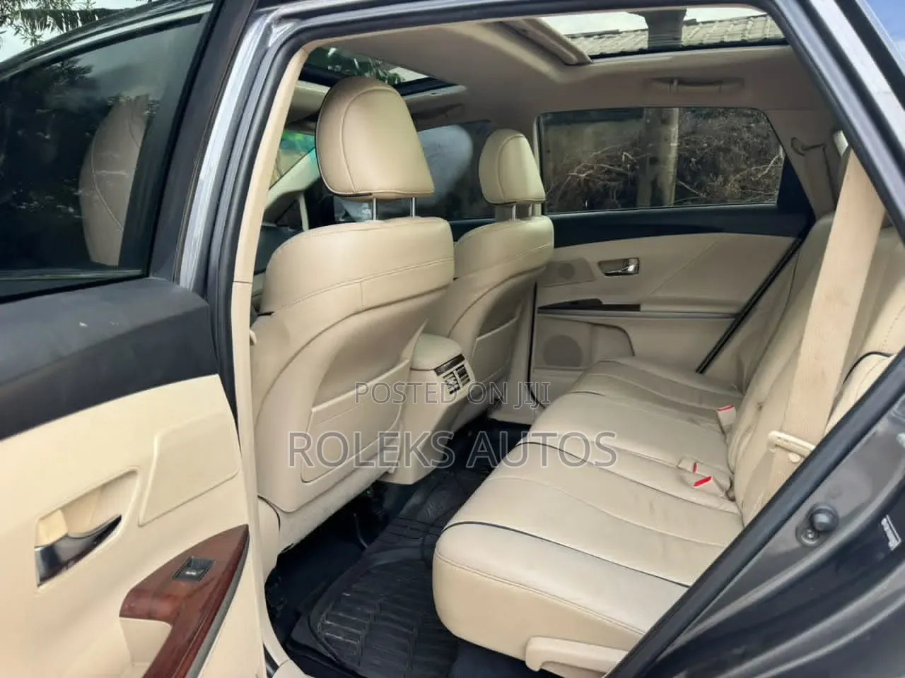 Toyota Venza V6 AWD 2010 Brown