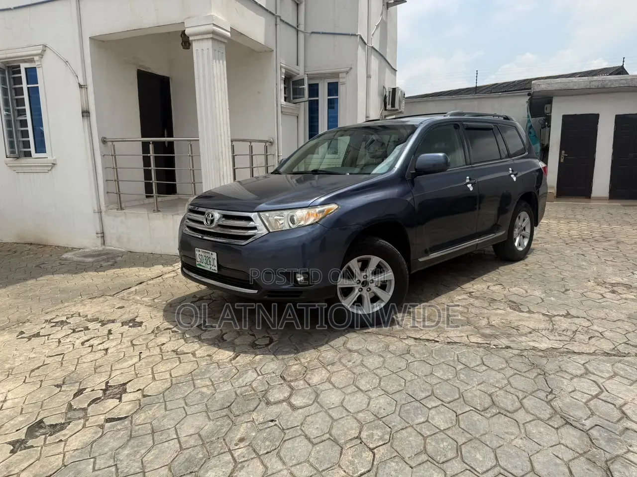 Toyota Highlander Limited 3.5l 4WD 2013 Blue