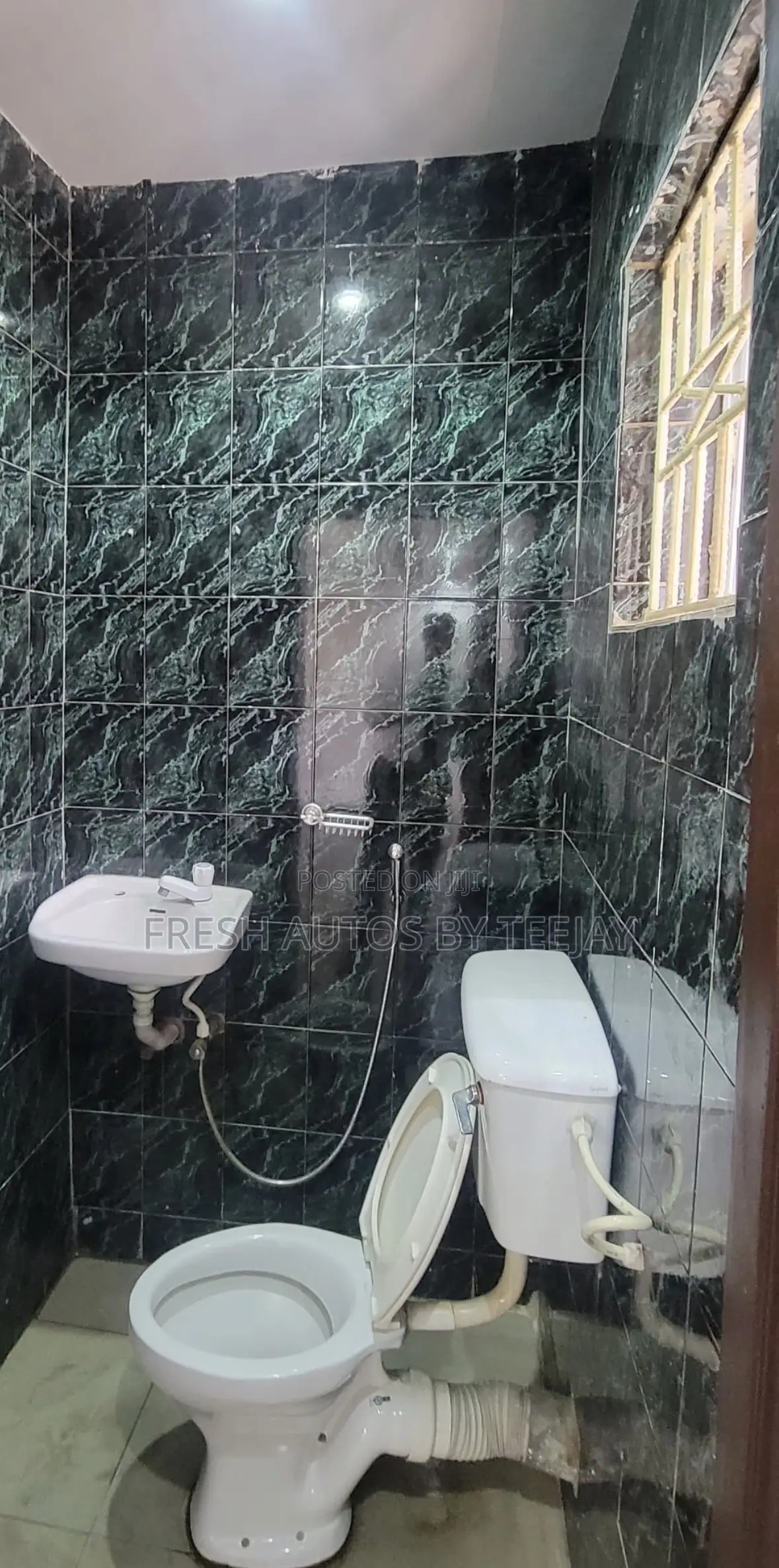 3bdrm Block of Flats in Magodo Phase1 Gra for rent