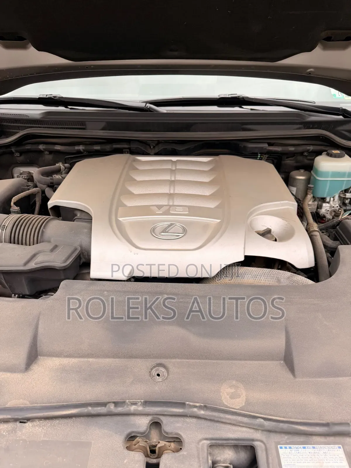 Lexus LX 570 AWD 2021 Gold