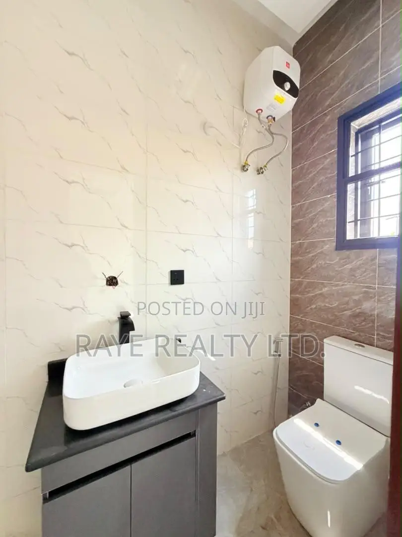4bdrm Duplex in Magodo for sale