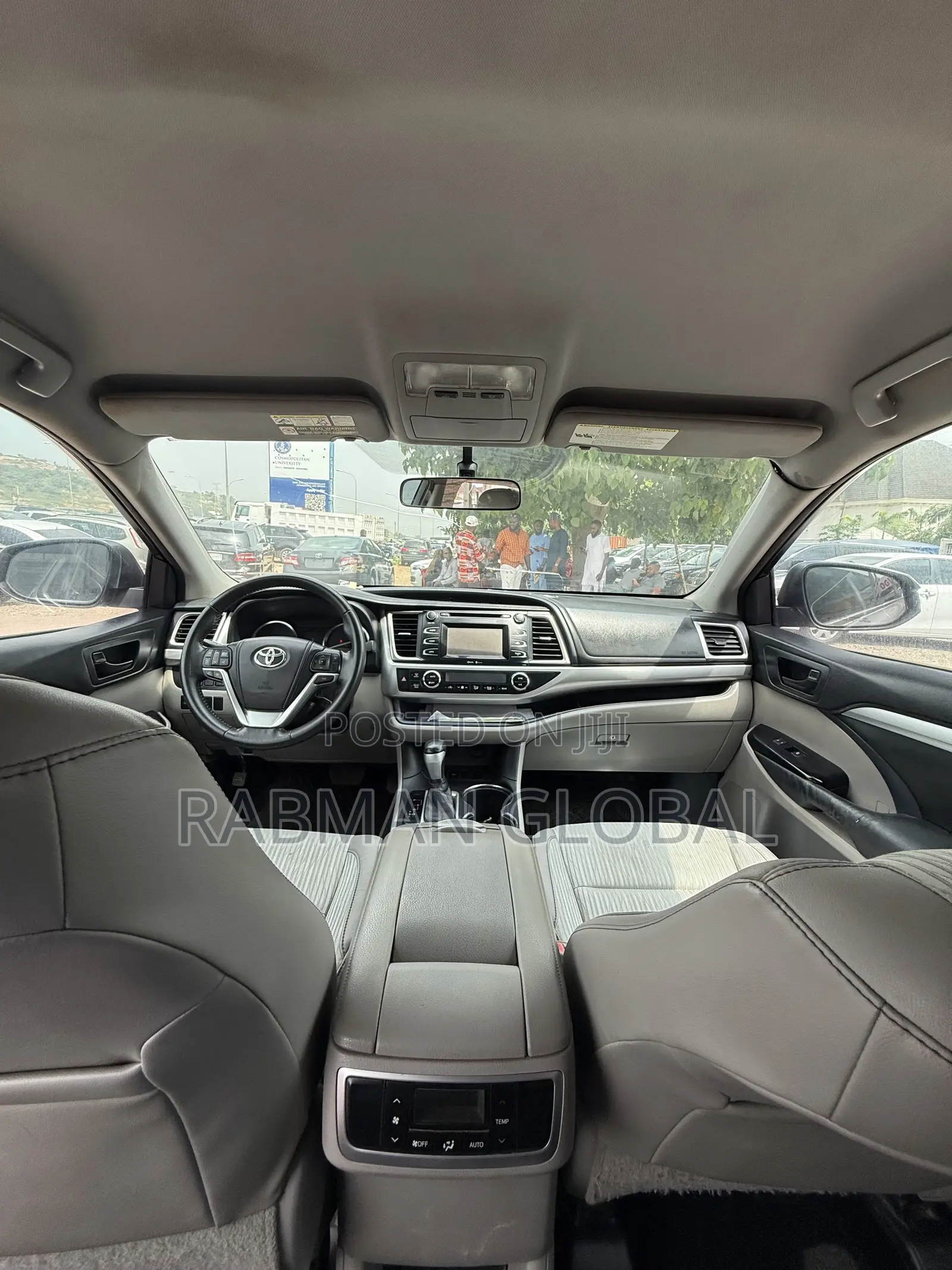 Toyota Highlander LE 4dr SUV (3.5L 6cyl 6A) 2014 Gray