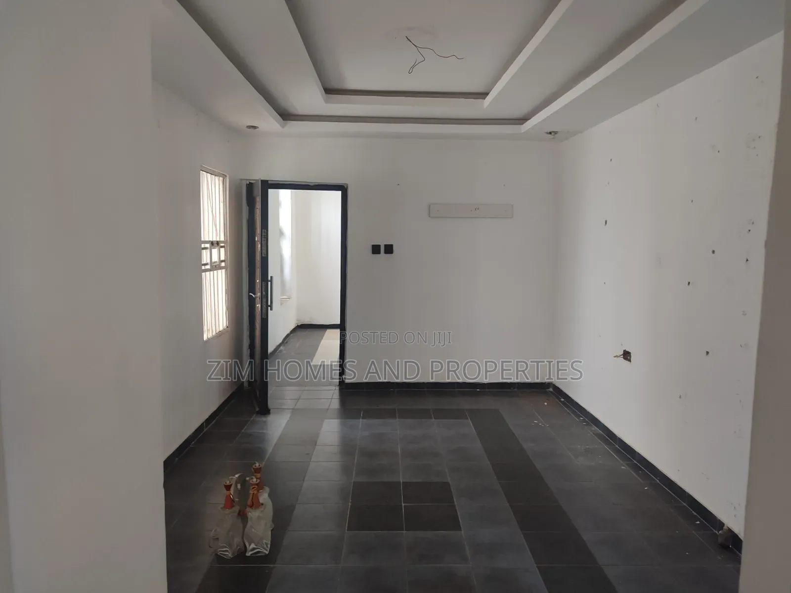 1bdrm Block of Flats in Zim Homes And, Area 11 for rent
