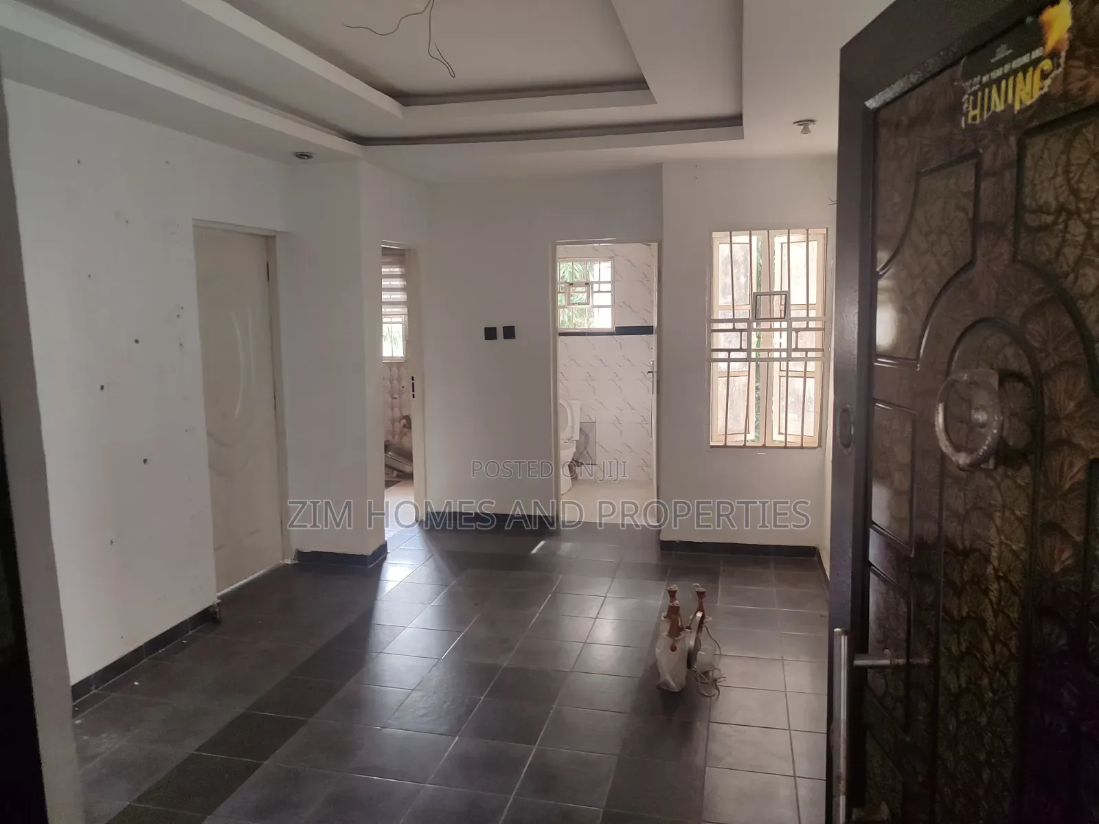 1bdrm Block of Flats in Zim Homes And, Area 11 for rent