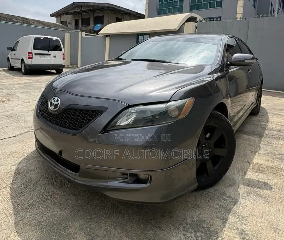 Toyota Camry 2008 Gray