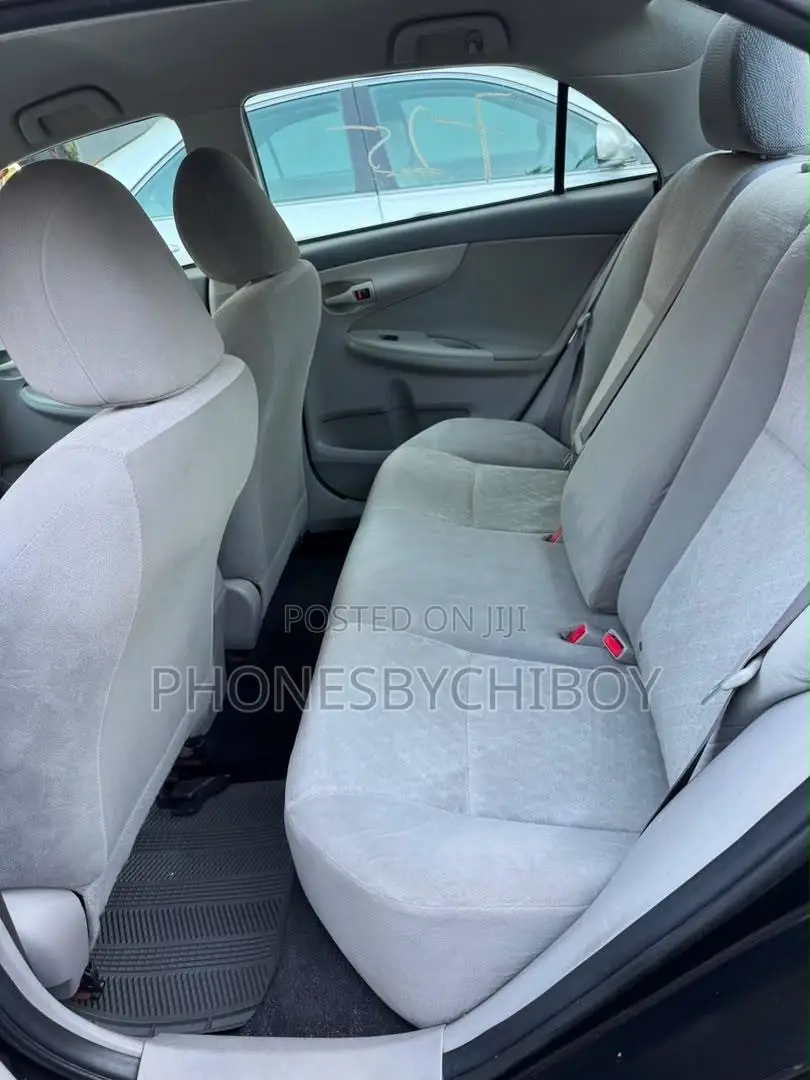 Toyota Corolla LE 4dr Sedan (1.8L 4 cyl 4A) 2009 Black