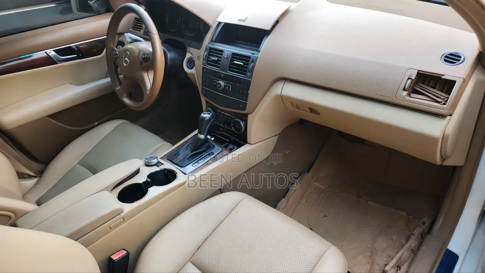 Mercedes-Benz C300 Sport Sedan AWD (3.0L 6cyl 7A) 2008 White