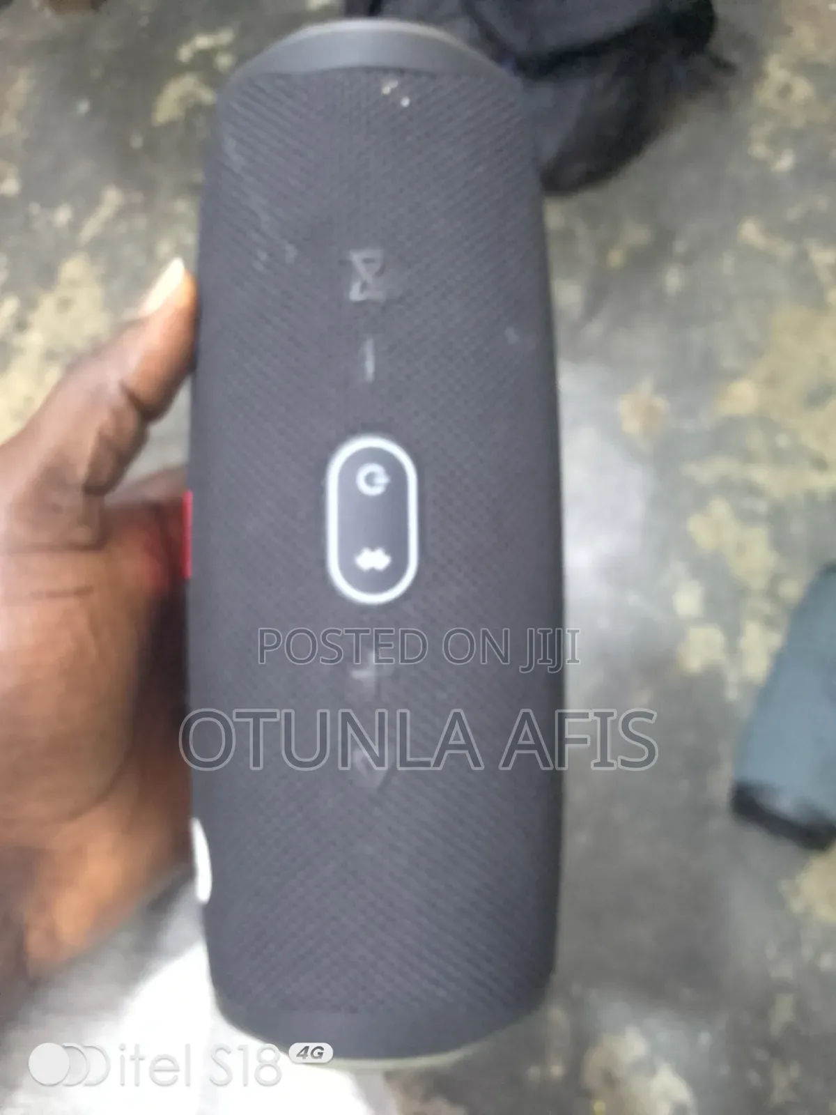 JBL Charge 4