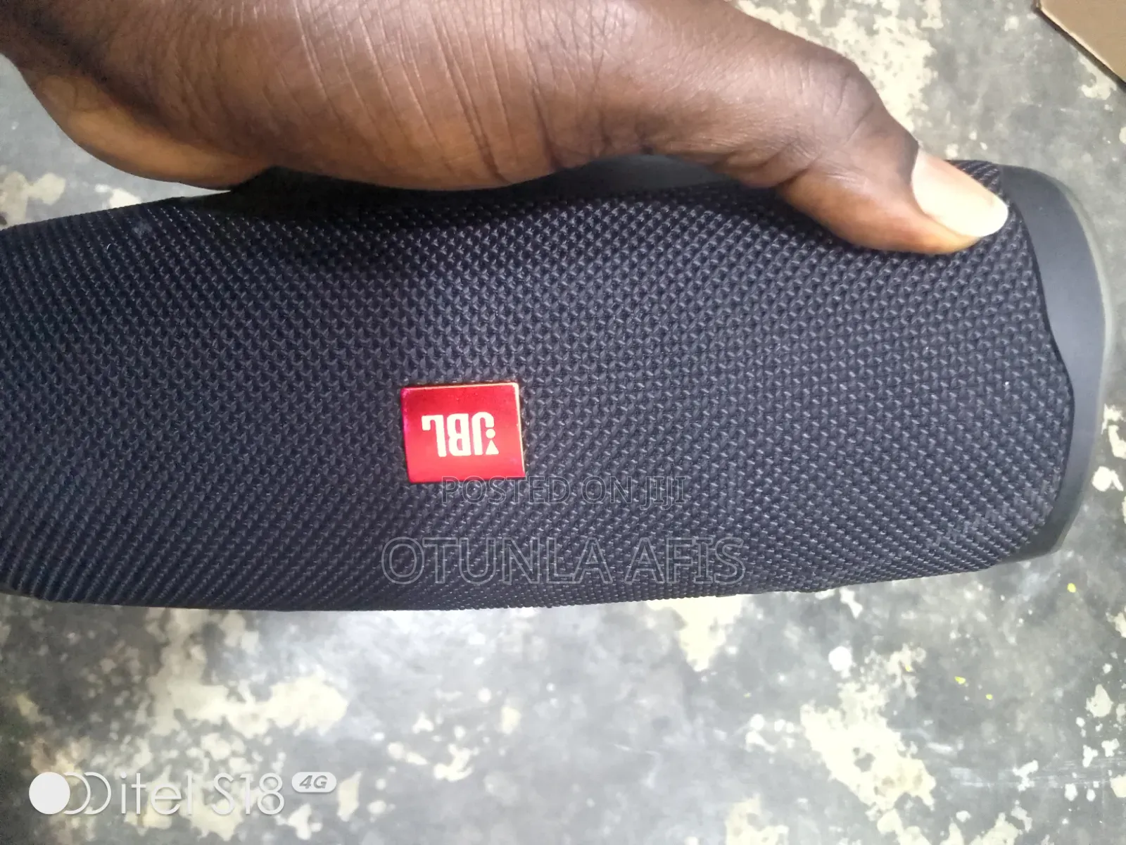 JBL Charge 4