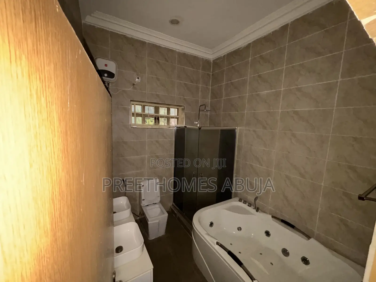 4bdrm Apartment in Maitama for rent