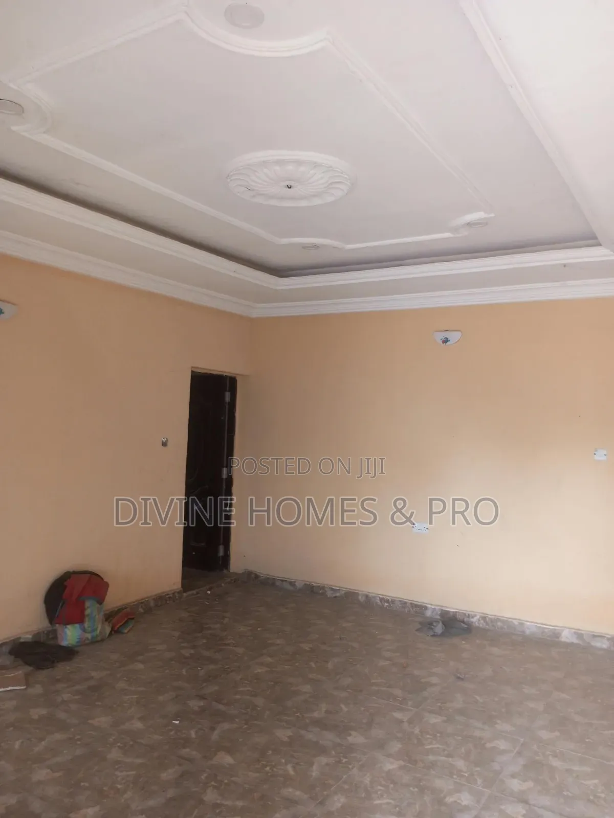 3bdrm Block of Flats in Hajj Camp Gwagwalada, Giri for rent