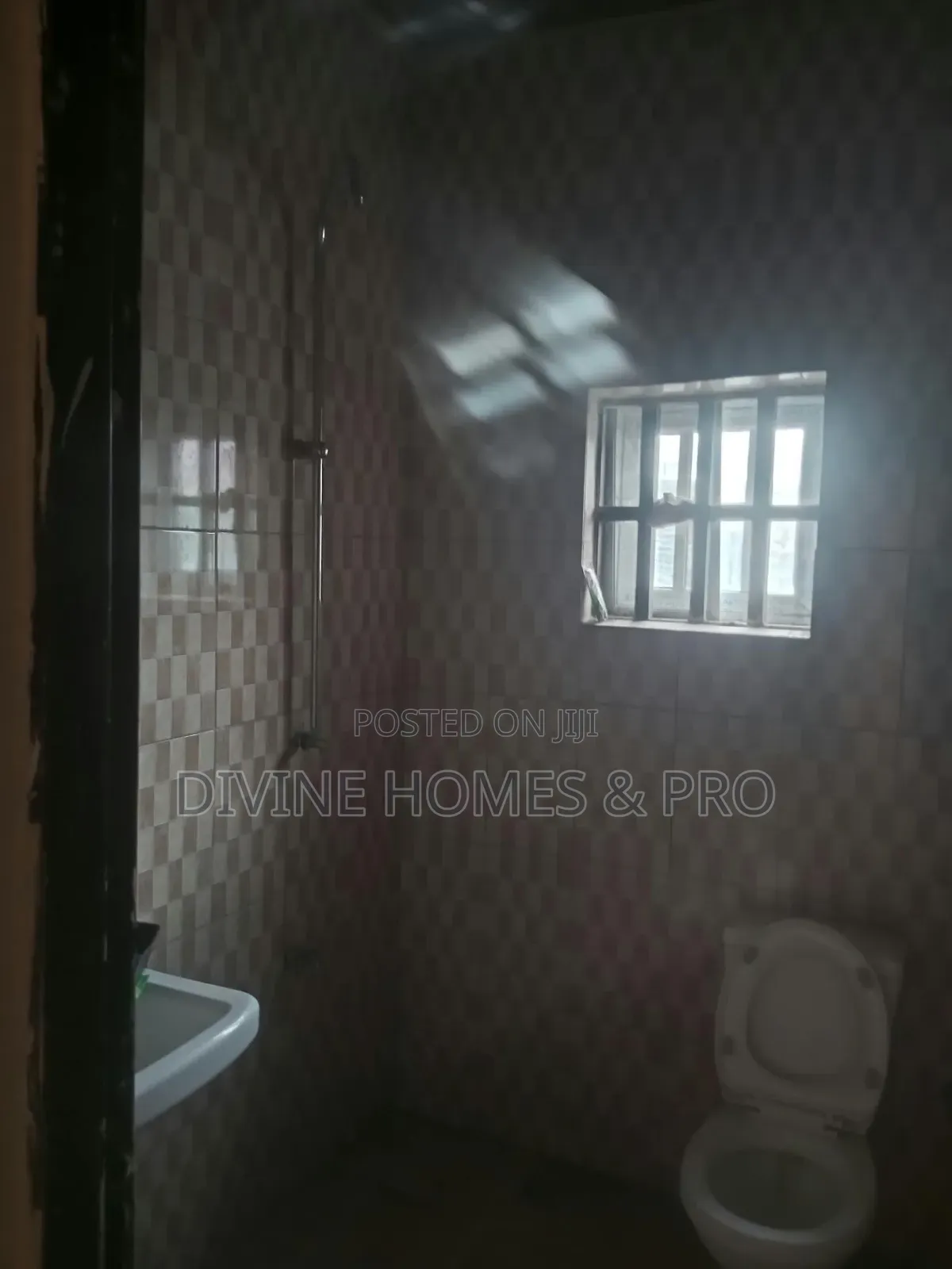 3bdrm Block of Flats in Hajj Camp Gwagwalada, Giri for rent