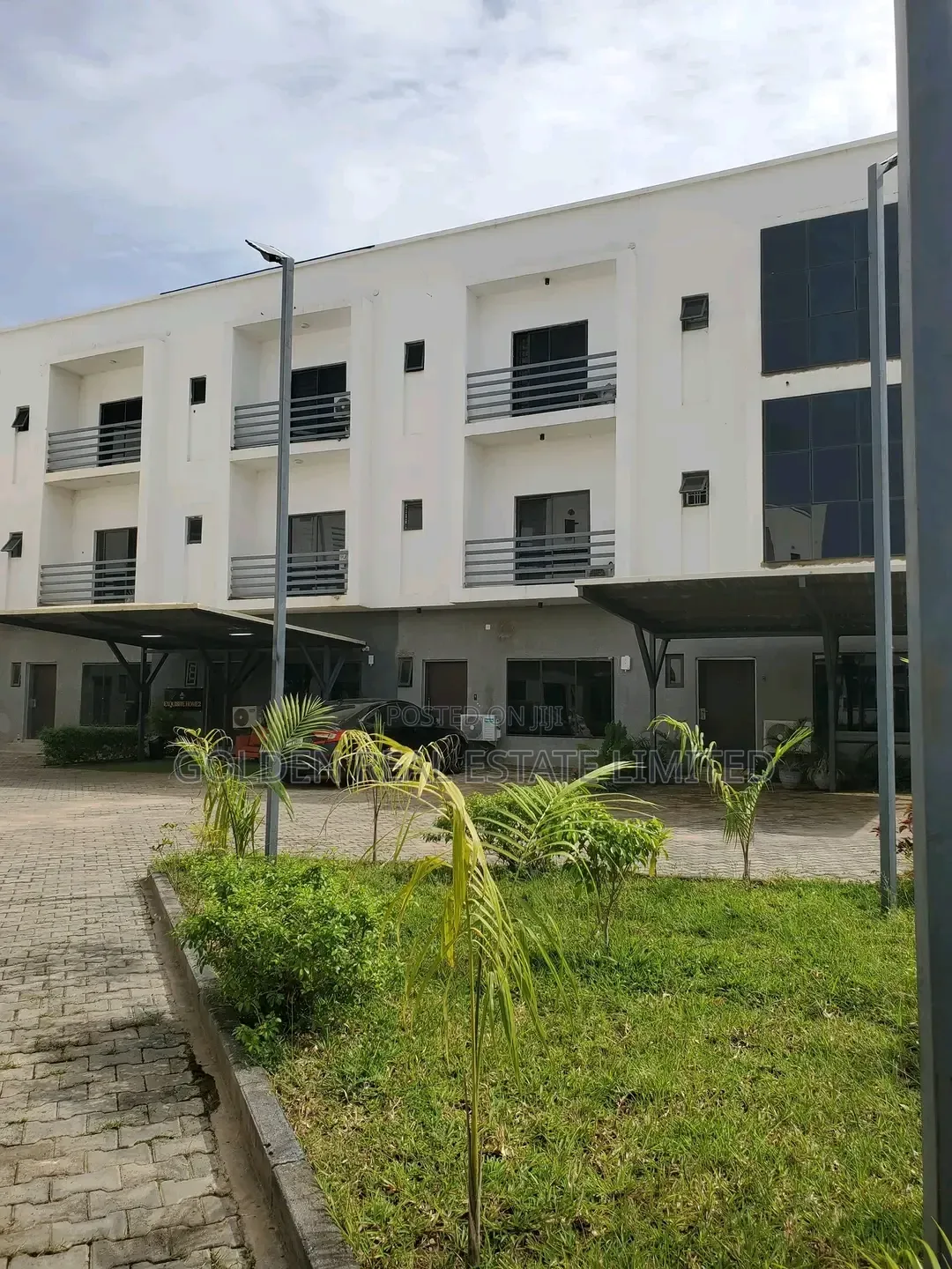 4bdrm Townhouse / Terrace in Jahi for rent