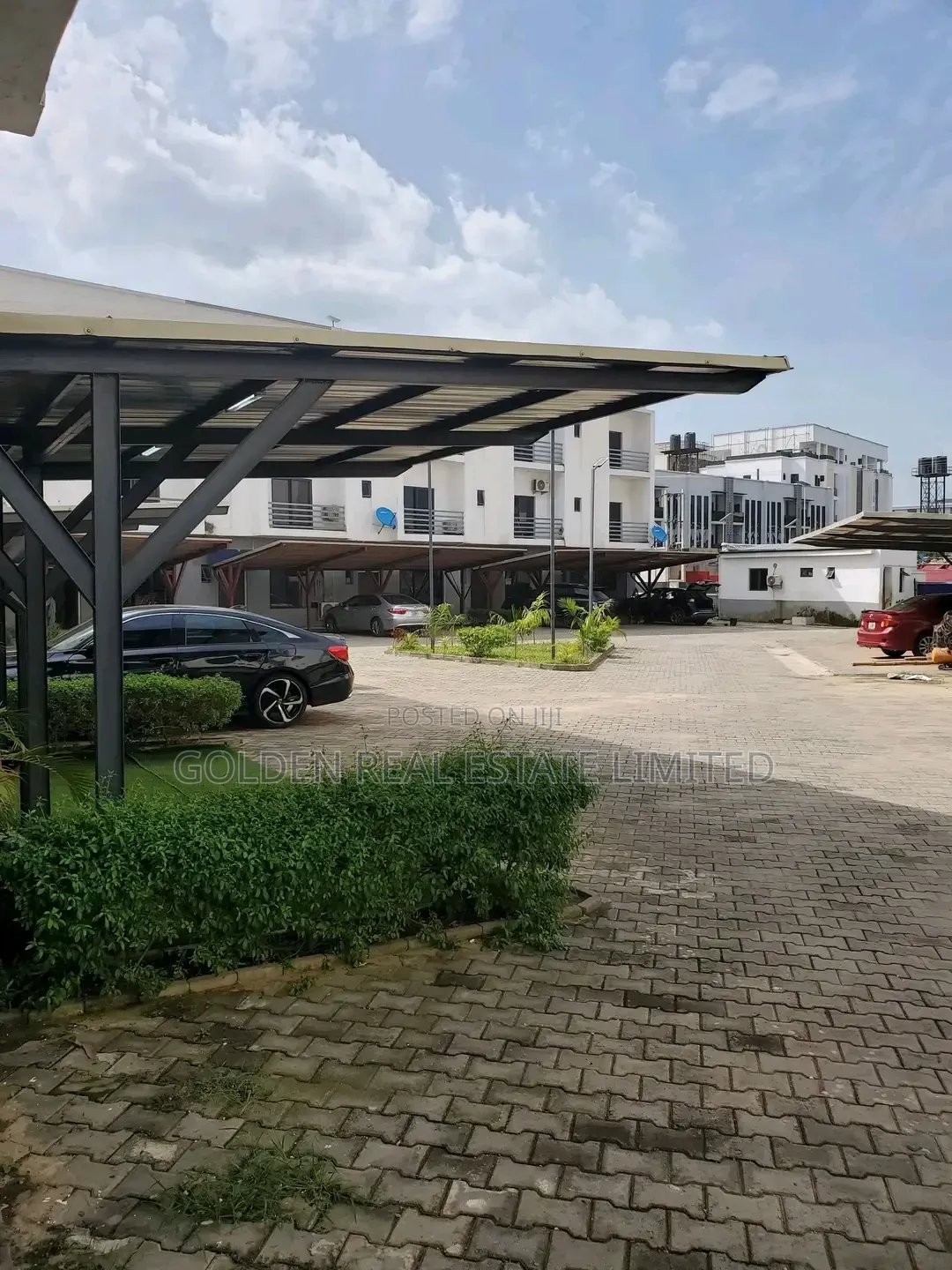 4bdrm Townhouse / Terrace in Jahi for rent