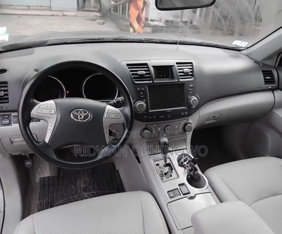 Toyota Highlander Sport 2008 Gray