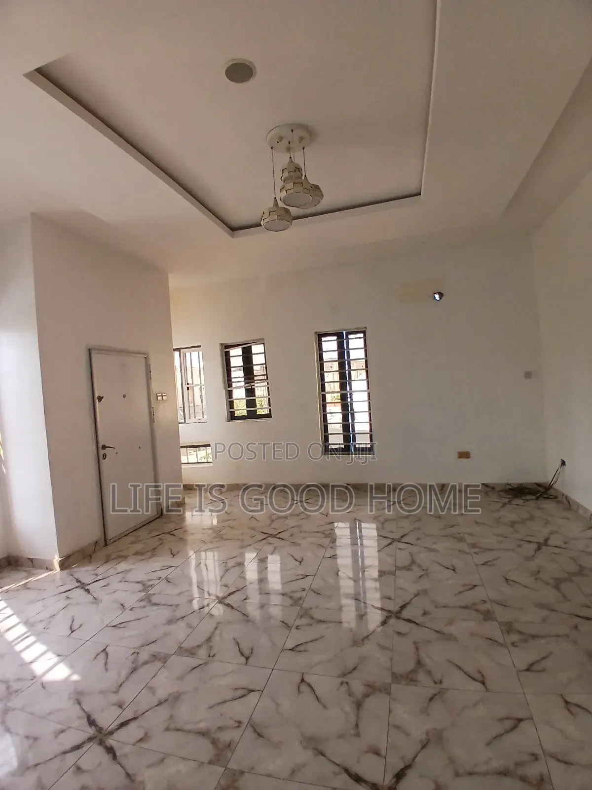 Studio Apartment in Ikota Villa for rent