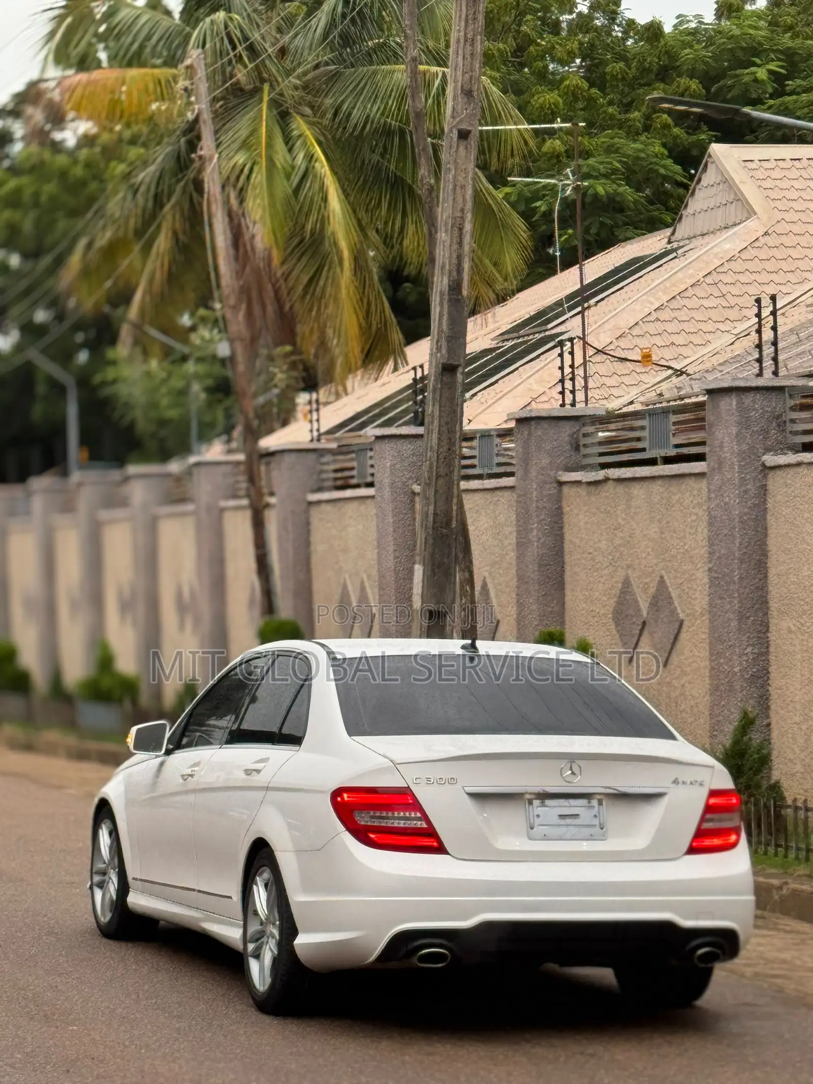Mercedes-Benz C300 2012 White