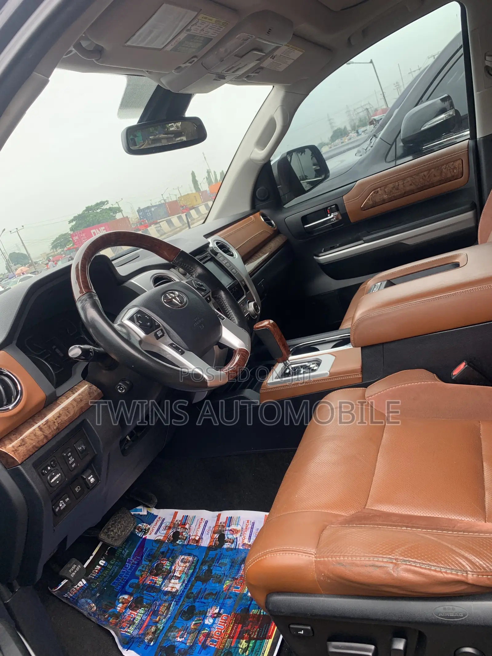 Toyota Tundra 1794 5.7L V8 4x4 CrewMax 5.6 ft. box 145.7 in. WB 2019