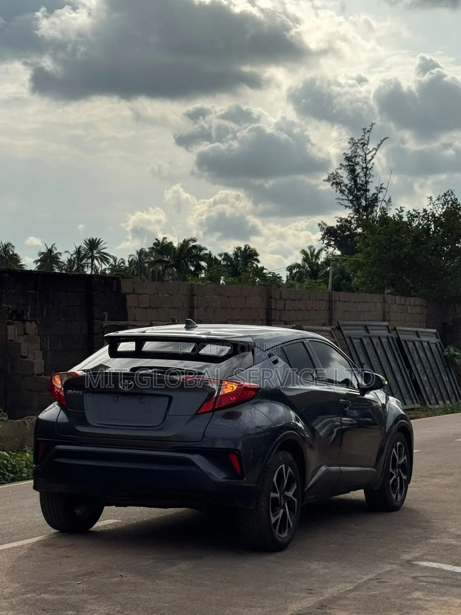 Toyota C-HR 2019 Gray
