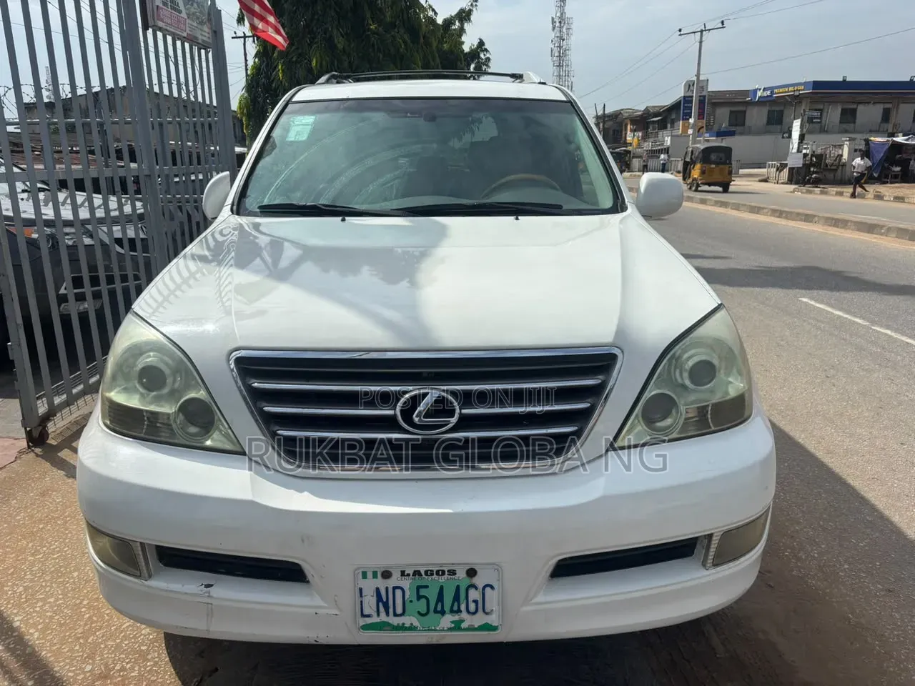Lexus GX 470 Sport Utility 2005 White