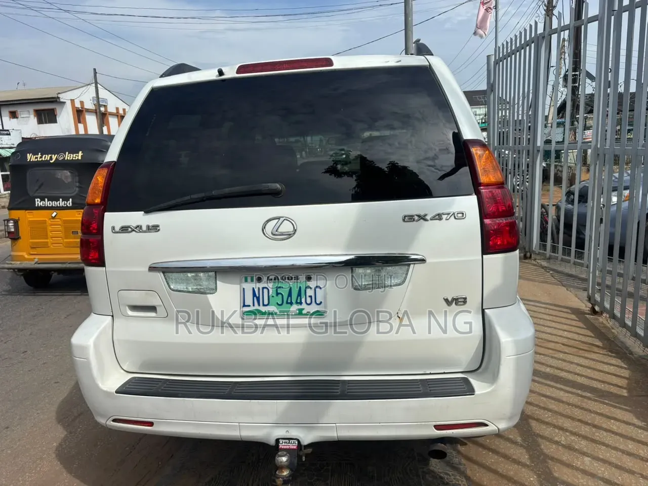 Lexus GX 470 Sport Utility 2005 White