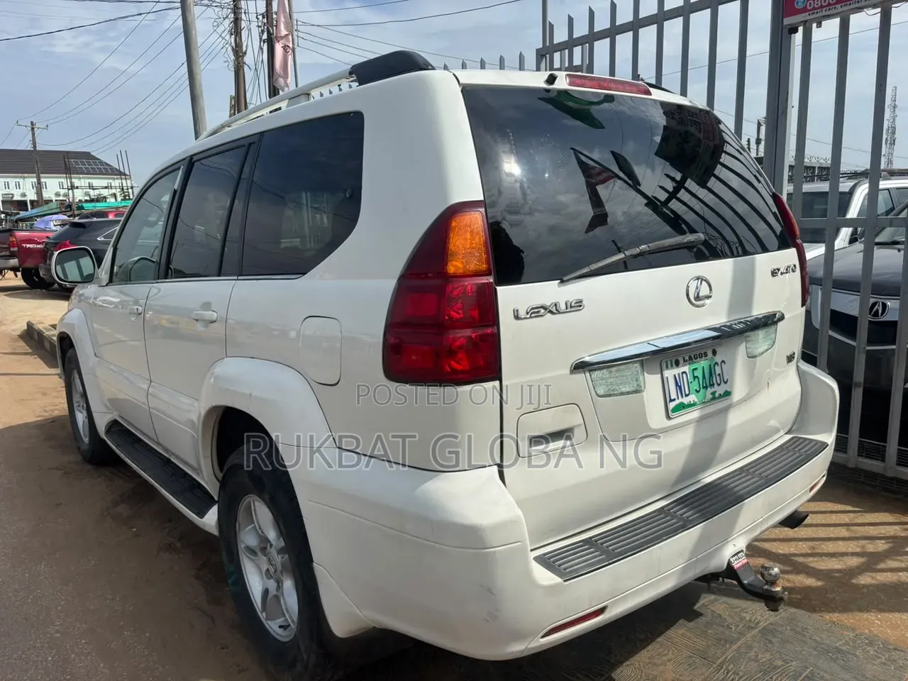 Lexus GX 470 Sport Utility 2005 White
