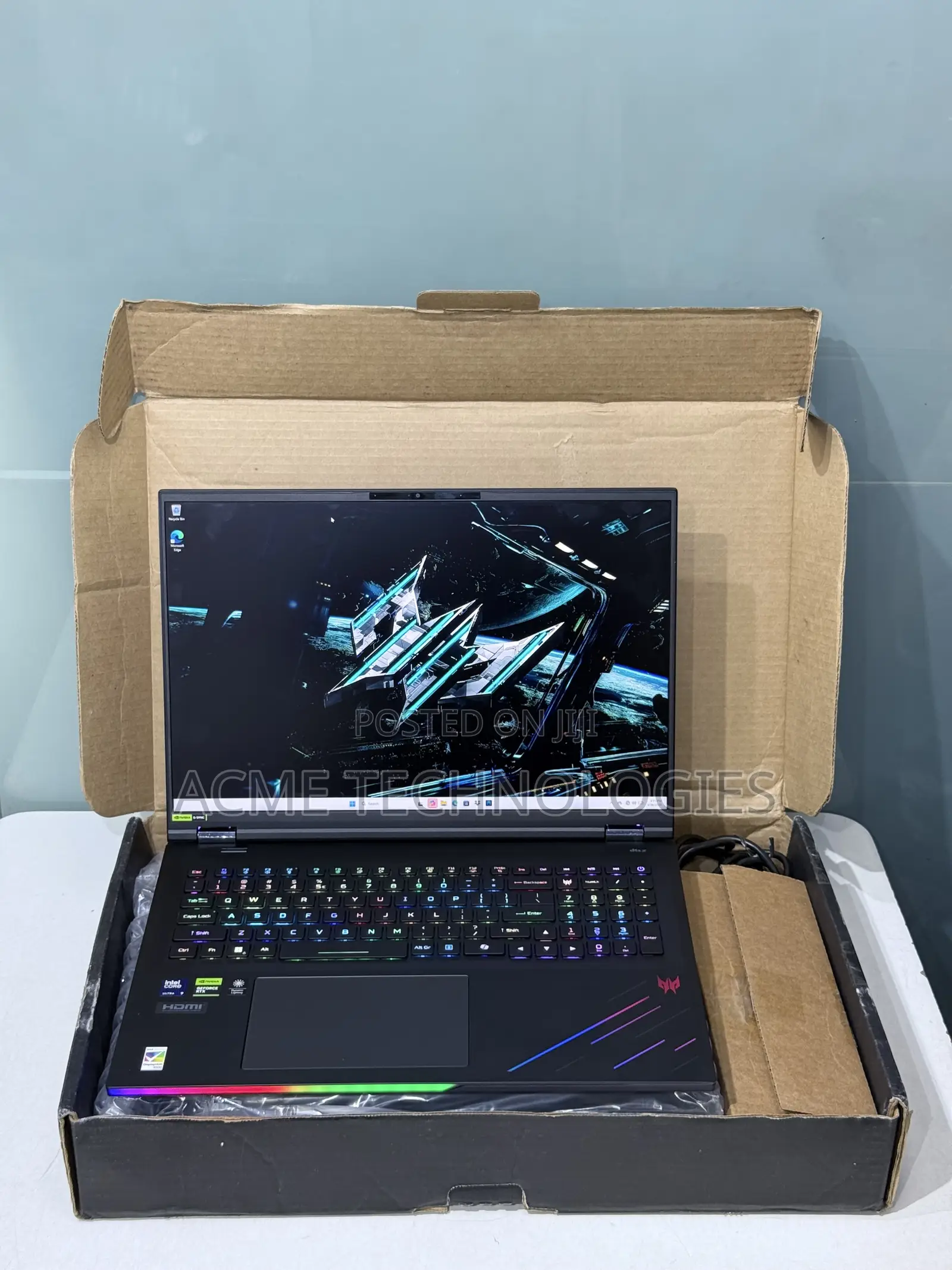 New Laptop Acer Predator Helios 18 AI 64GB Intel Core Ultra 9 SSD 2T