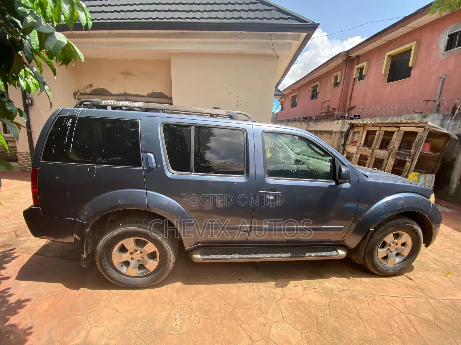 Nissan Pathfinder SE 4x4 2007 Gray
