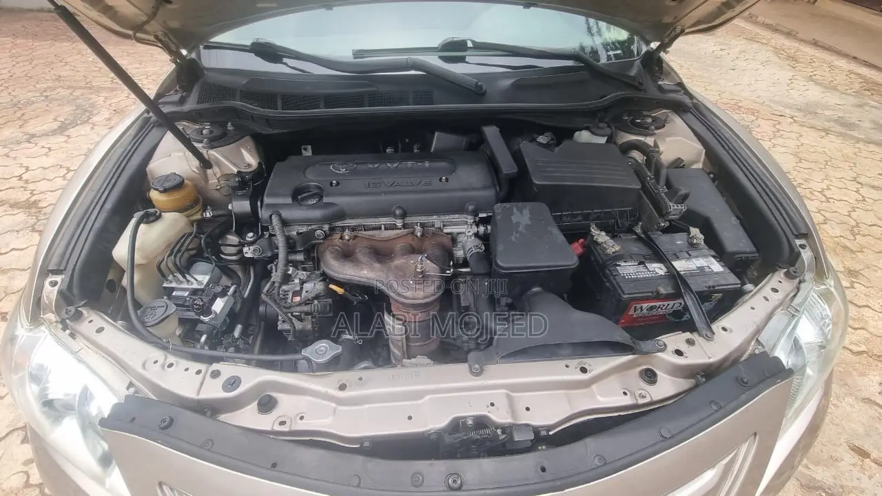 Toyota Camry 2.4 LE 2008 Gold