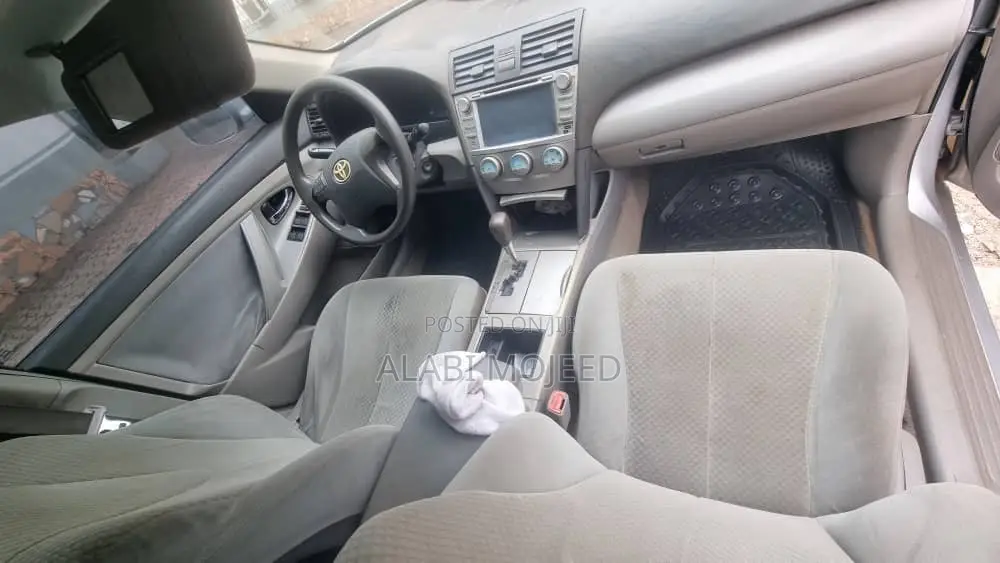 Toyota Camry 2.4 LE 2008 Silver