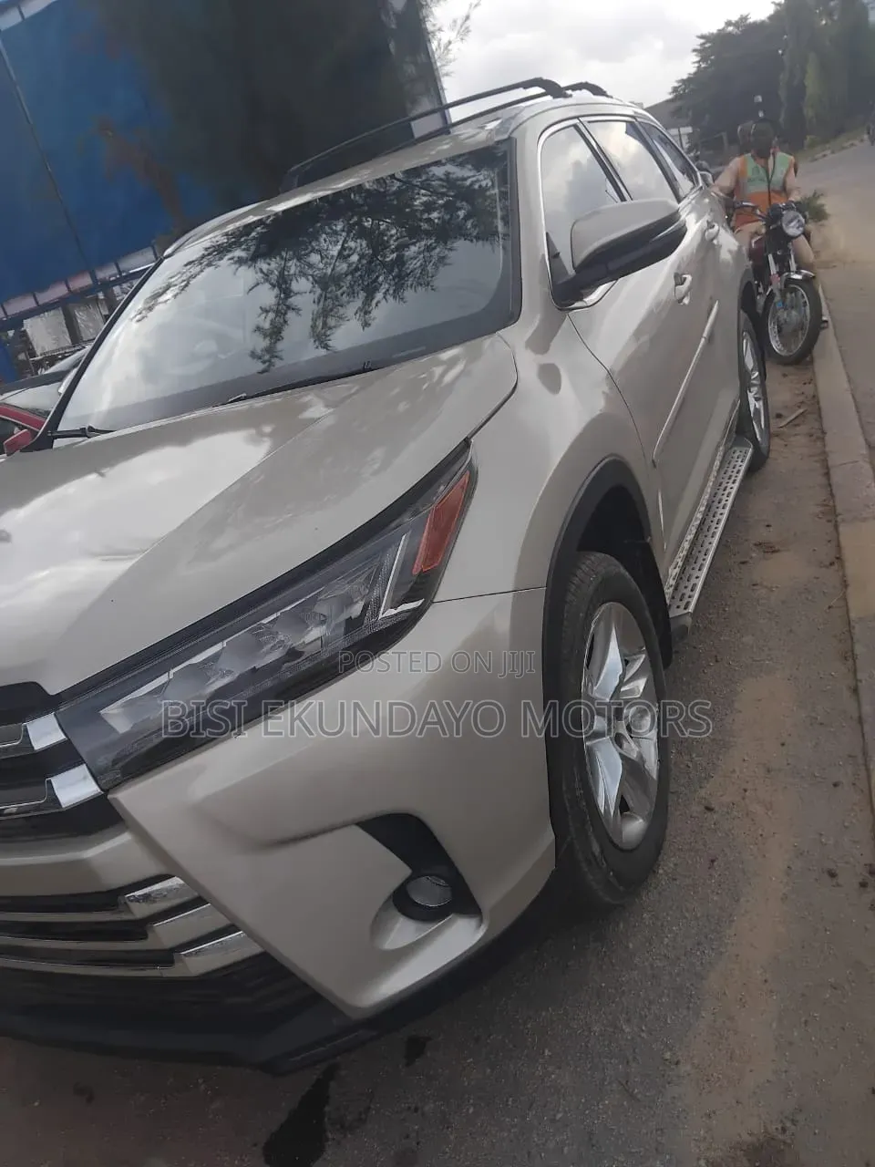 Toyota Highlander Limited 4dr SUV AWD (3.5L 6cyl 6A) 2015 Beige