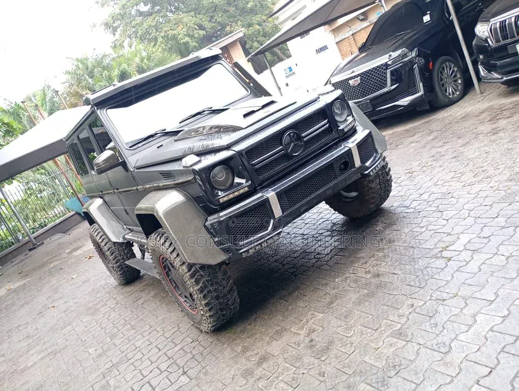 Mercedes-Benz G-Class G63 AMG 4dr SUV 4WD (5.5L 8cyl Turbo 7A) 2015