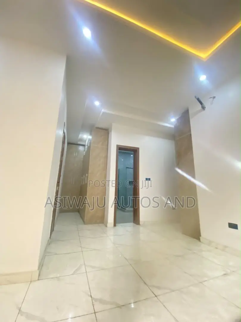 4bdrm Duplex in Abisogun Estate, Ogba for sale