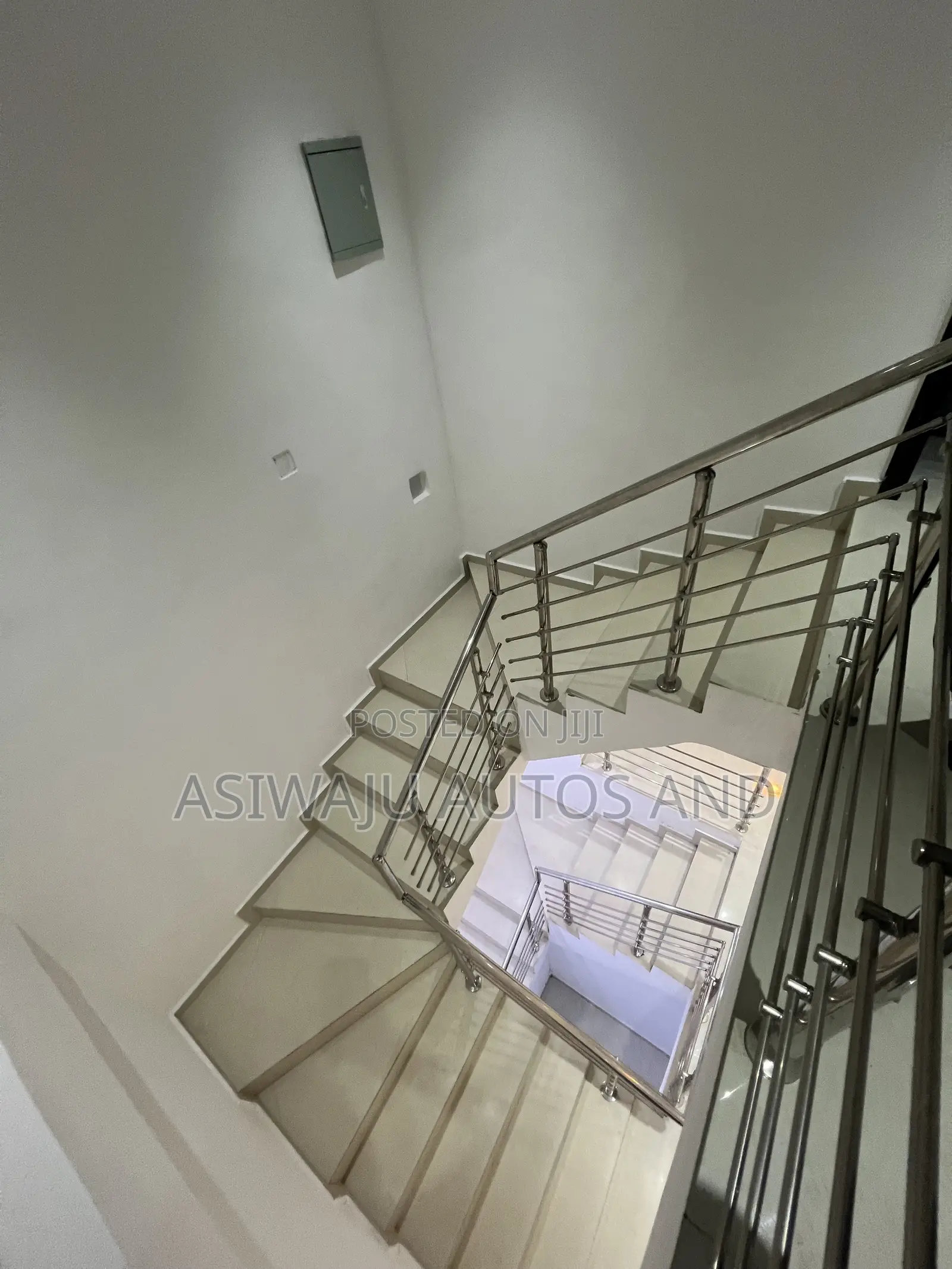 4bdrm Duplex in Jimoh Estate, Adeniyi Jones for rent