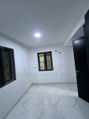 4bdrm Duplex in Jimoh Estate, Adeniyi Jones for rent