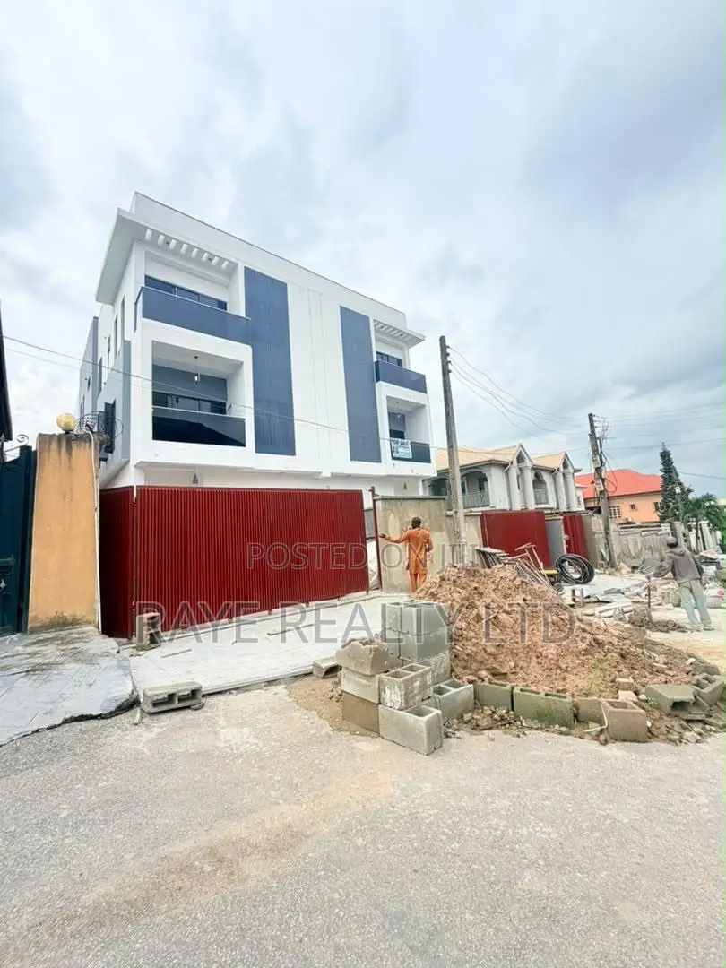 4bdrm Duplex in Magodo for sale