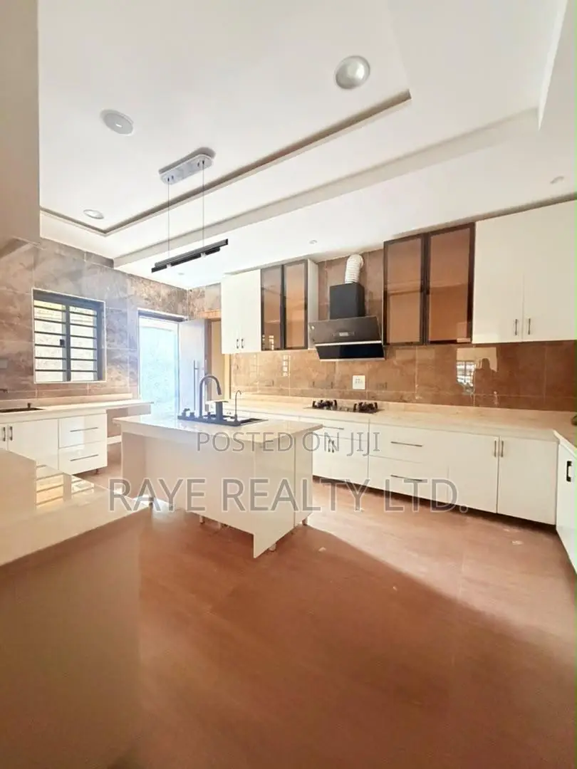 4bdrm Duplex in Magodo for sale