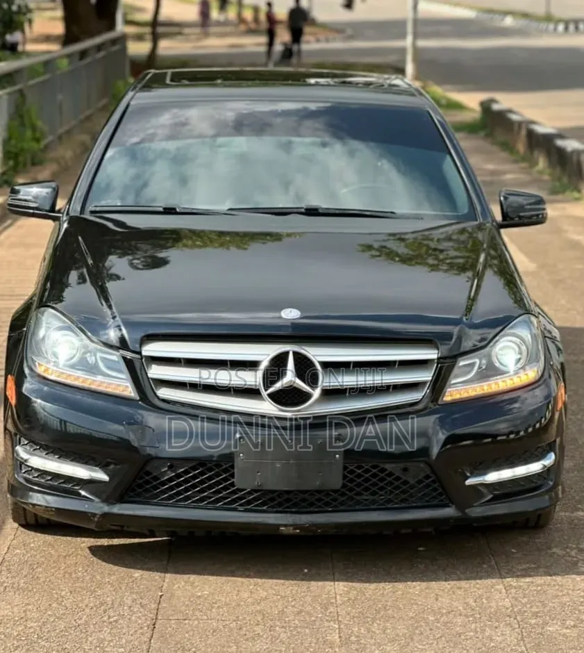 Mercedes-Benz C300 Sport 4Matic Sedan AWD (3.5L 6cyl 7A) 2013 Black