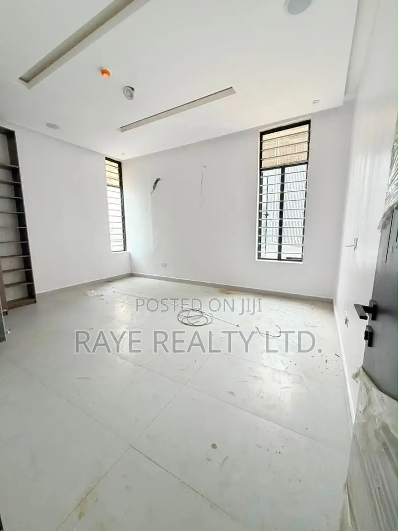 4bdrm Duplex in Omole Phase 2 for sale
