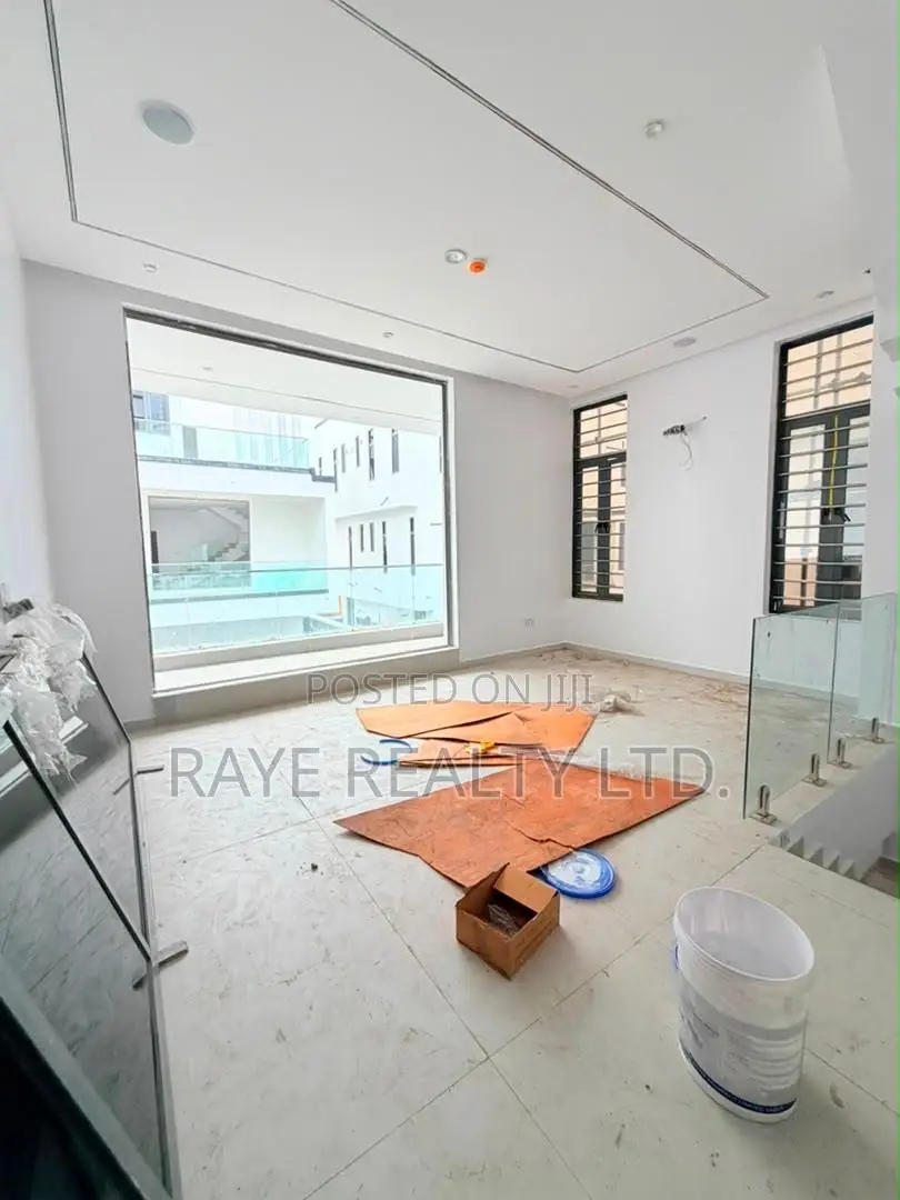 4bdrm Duplex in Omole Phase 2 for sale