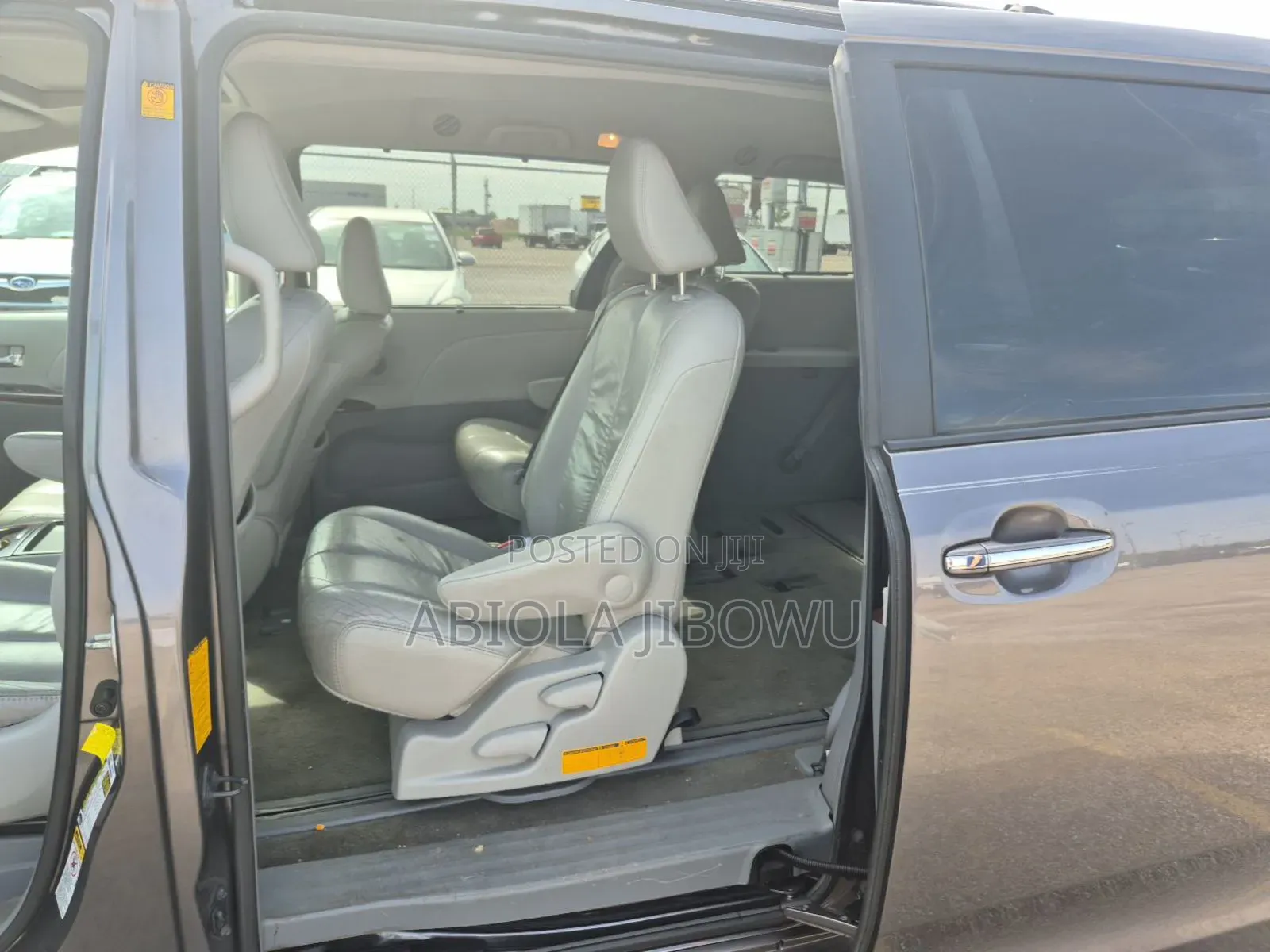Toyota Sienna XLE 7 Passenger 2011 Gray