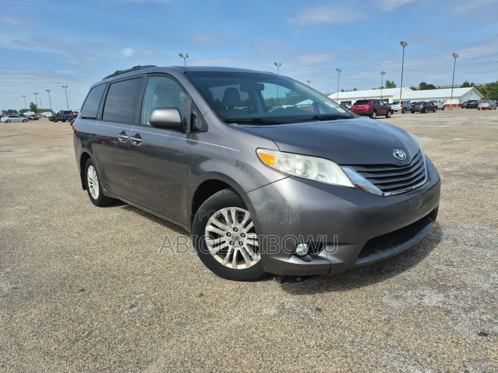 Toyota Sienna XLE 7 Passenger 2011 Gray