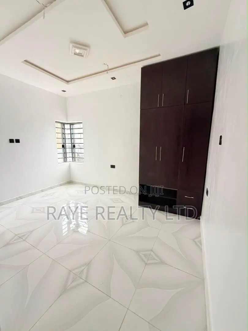 4bdrm Duplex in Opebi for sale