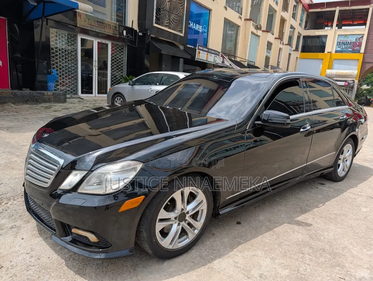 Mercedes-Benz E350 2011 Black