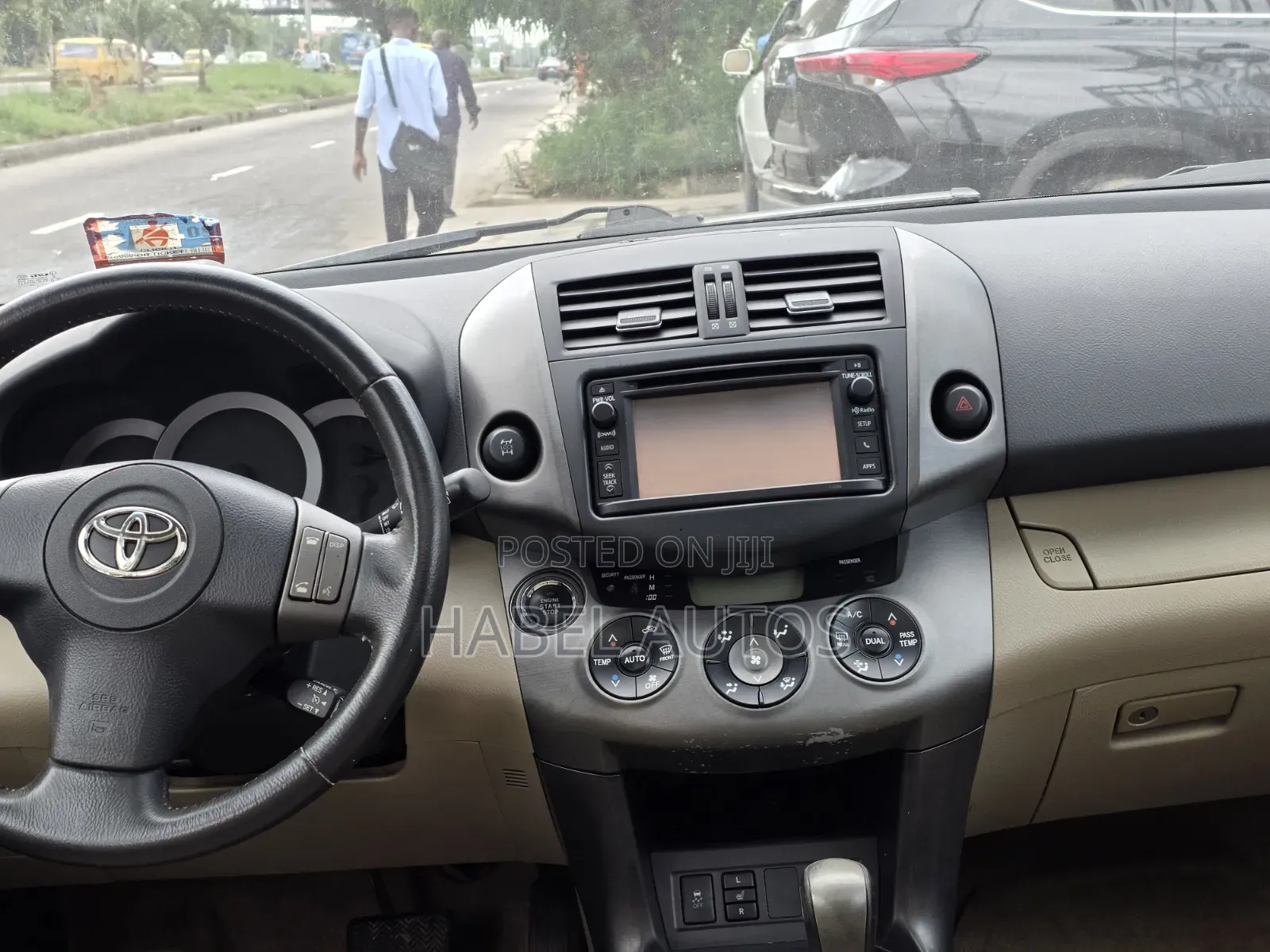 Toyota RAV4 3.5 Limited 2012 Gold