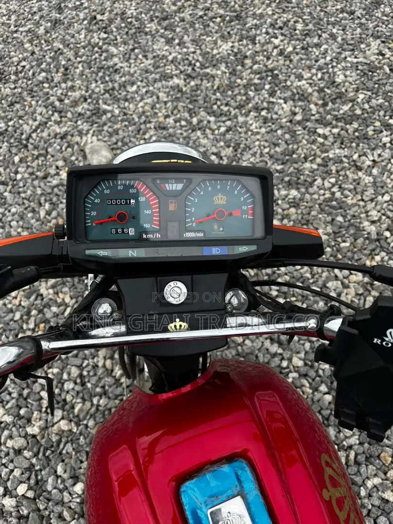 New Royal RY125 2025 Red