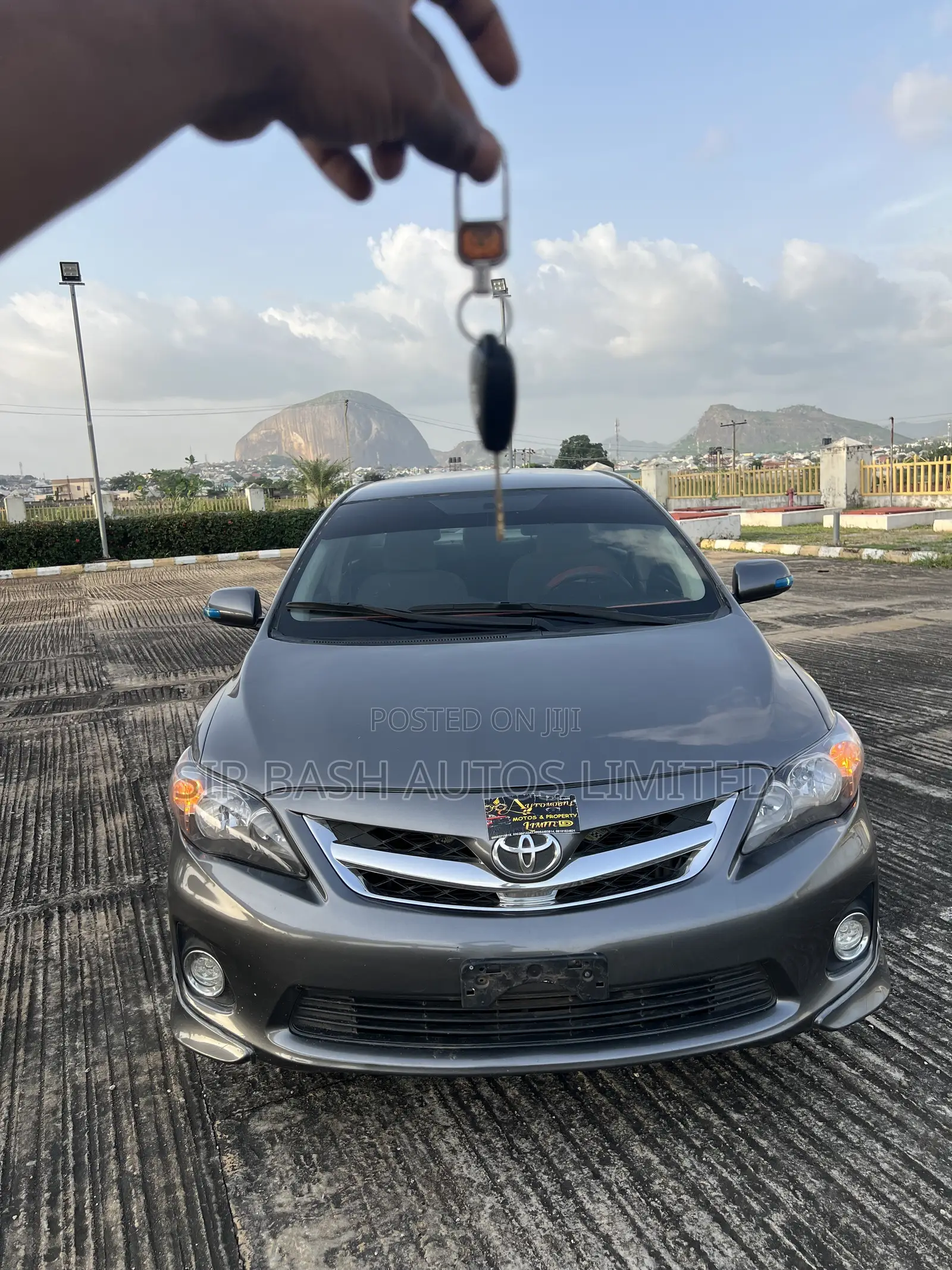 Toyota Corolla S 4dr Sedan (1.8L 4cyl 4A) 2011 Gray