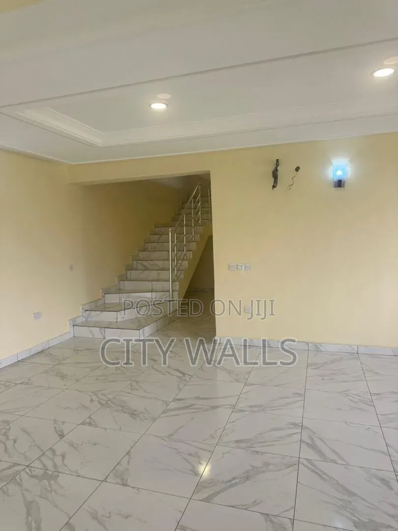 3bdrm Townhouse / Terrace in Spring Valley Estate, Ajah for rent